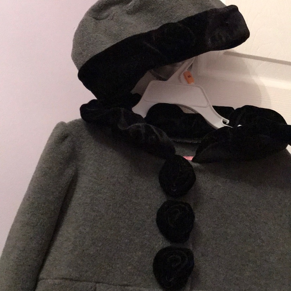 Coat - Picture 2 of 4